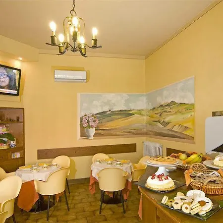 Africa Hotel Volterra