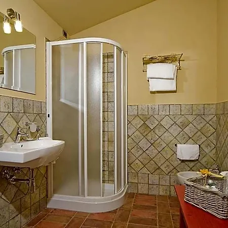 Africa Hotel Volterra